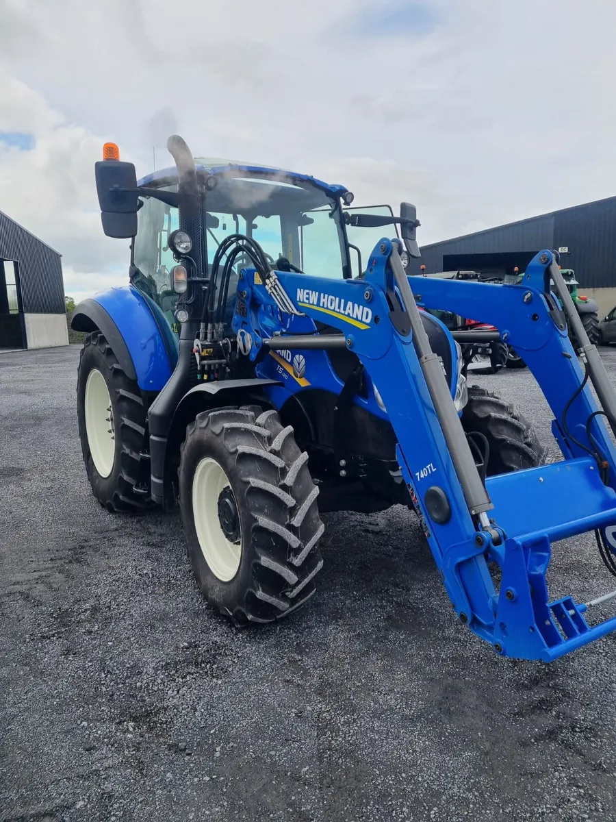 New Holland T5120 - Image 3