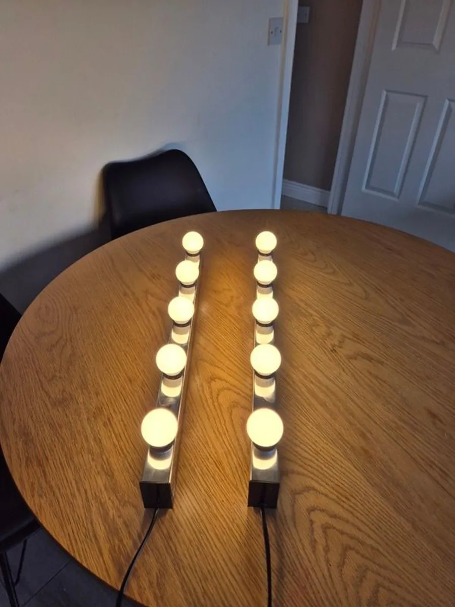 Make up Lamps - Image 1