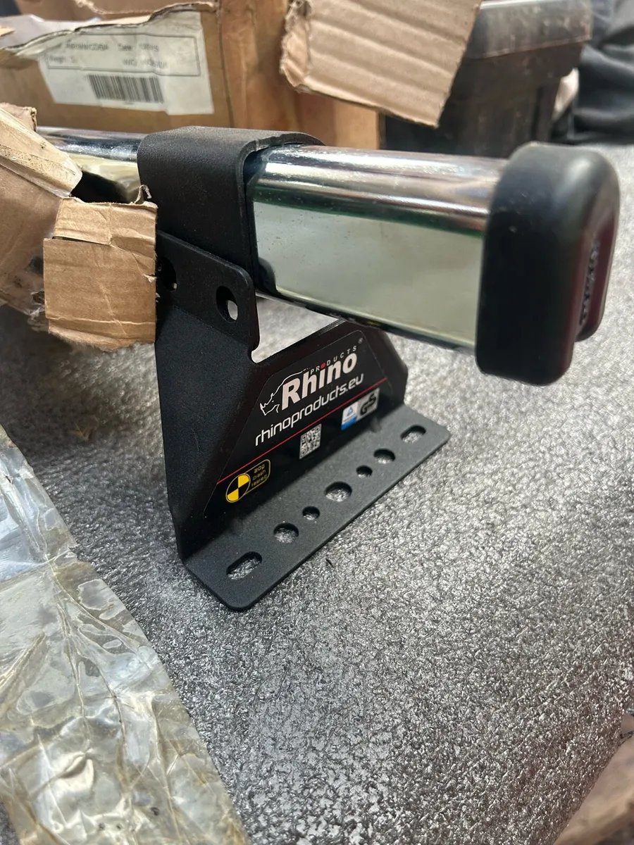 Roof rails - Image 1