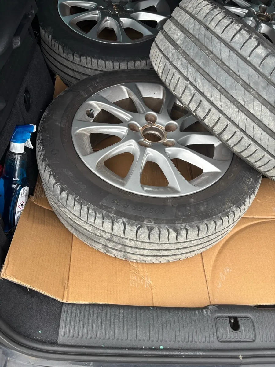Alloys and tyres - Image 4