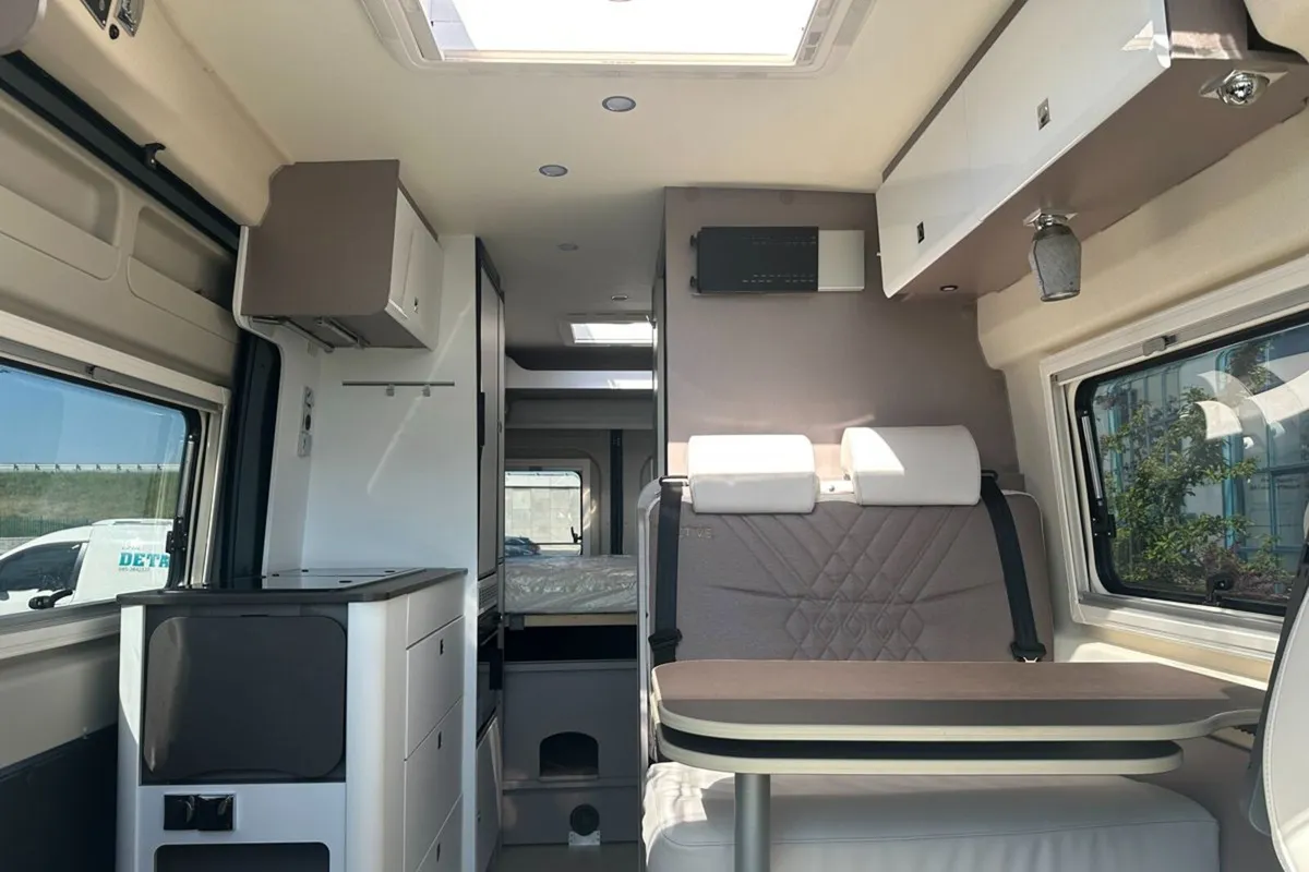 campervan - Image 3