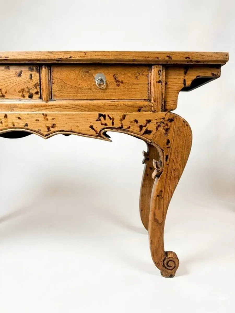 Exquisite Reclaimed Vintage Chinese Buddhist Altar Console - Image 2