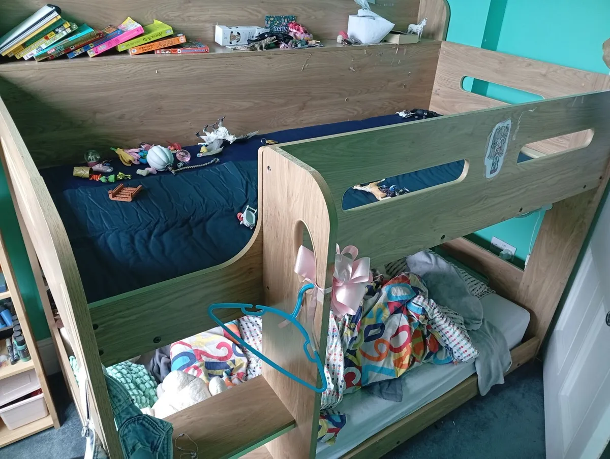 Bunk bed frame - Image 1