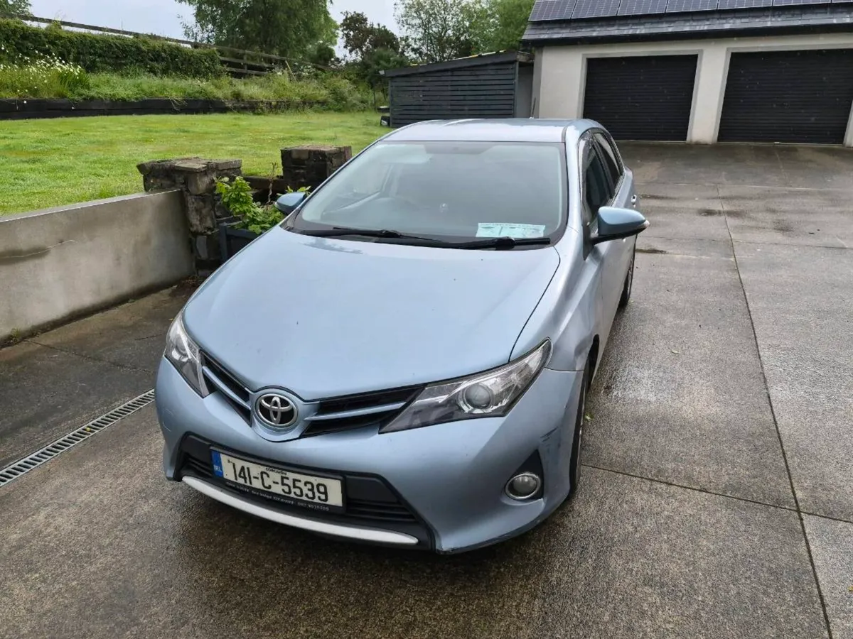 Toyota Auris Van - Image 1