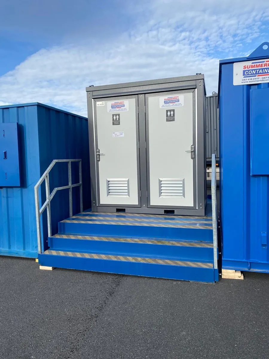 Double toilet - Image 1