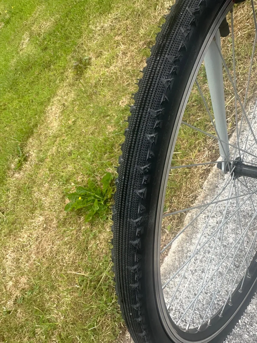 RIVERSIDE Hybrid Bike Grey - 120 Series - Image 3