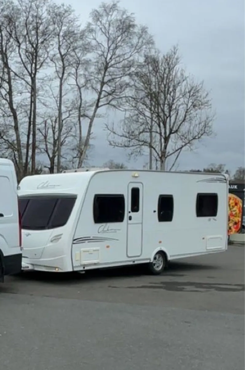 Lunar clubman fixed bed - Image 1