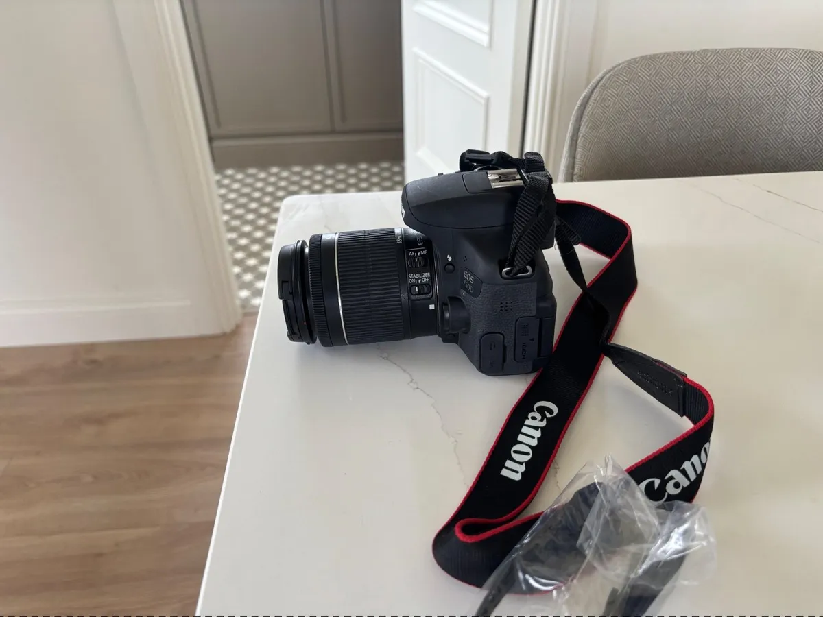 Canon EOS 750D DSLR Camera Bundle – Excellent Cond - Image 3