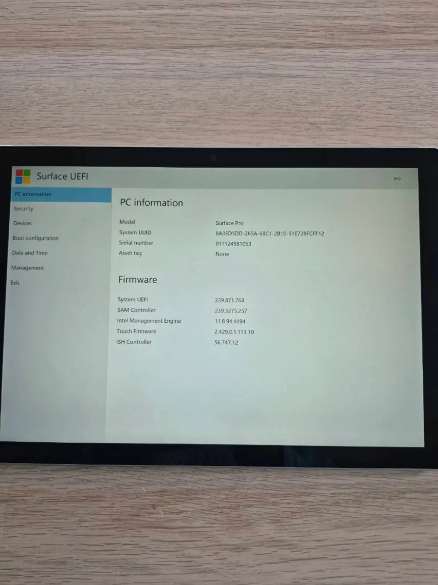 Surface Pro 2in 1,i5 7th gen,8gb,256 ssd,Win 11 - Image 3