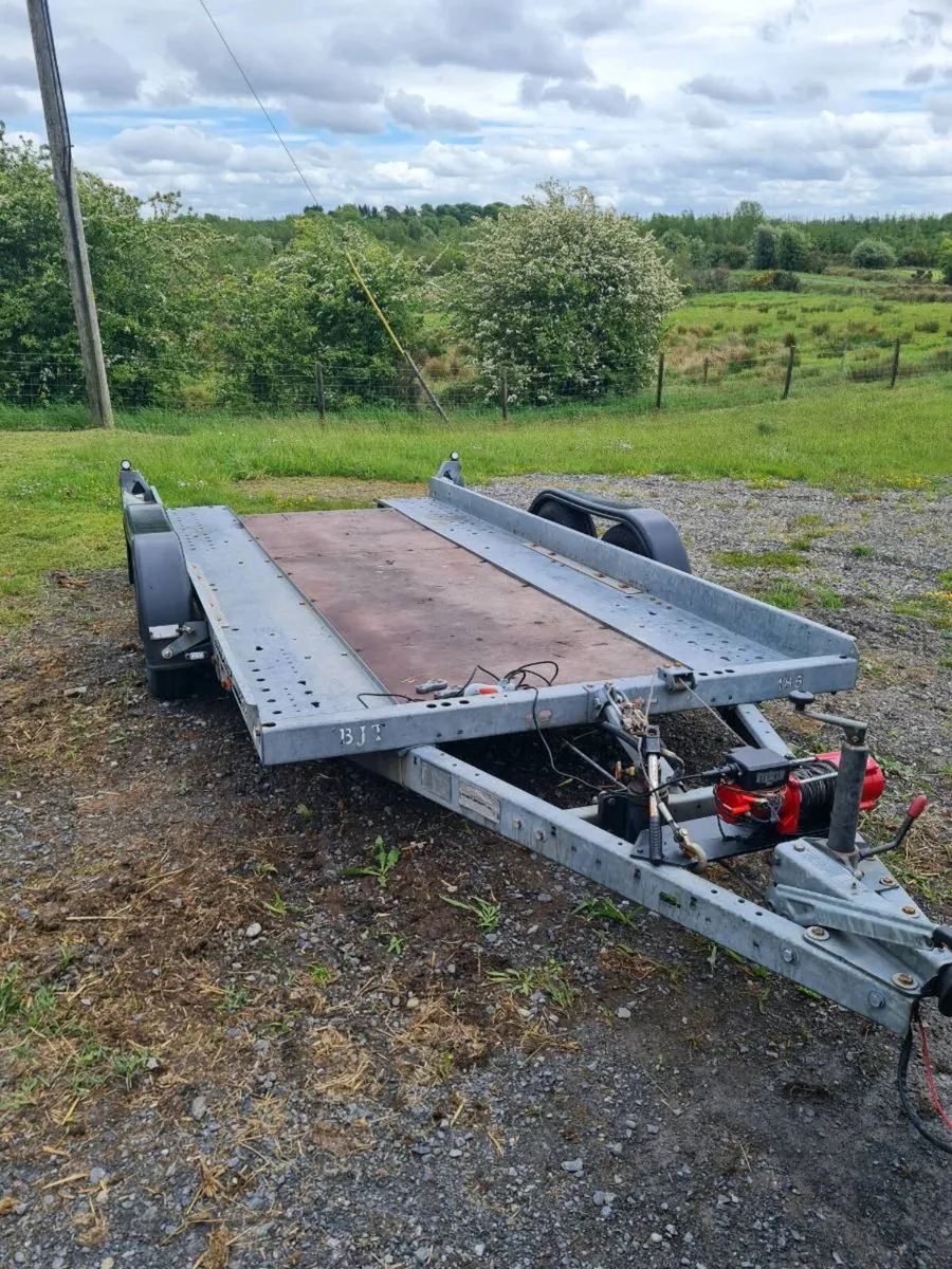Car transporter - Image 1