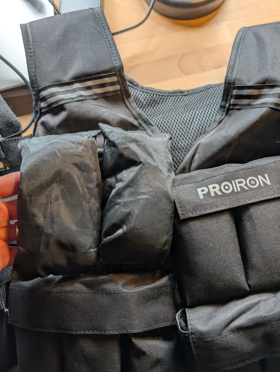 PROIRON 20KG weighted training vest - Image 3