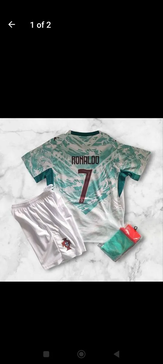 PORTUGAL (AWAY/RONALDO 7) KIDS KIT, 4/5, 5/6 , 8/9 - Image 1
