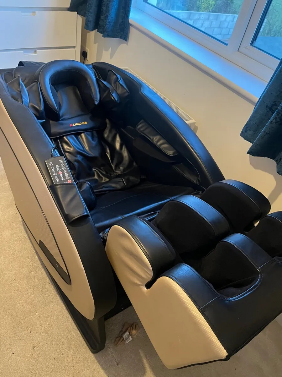 Massage Chair - Image 4