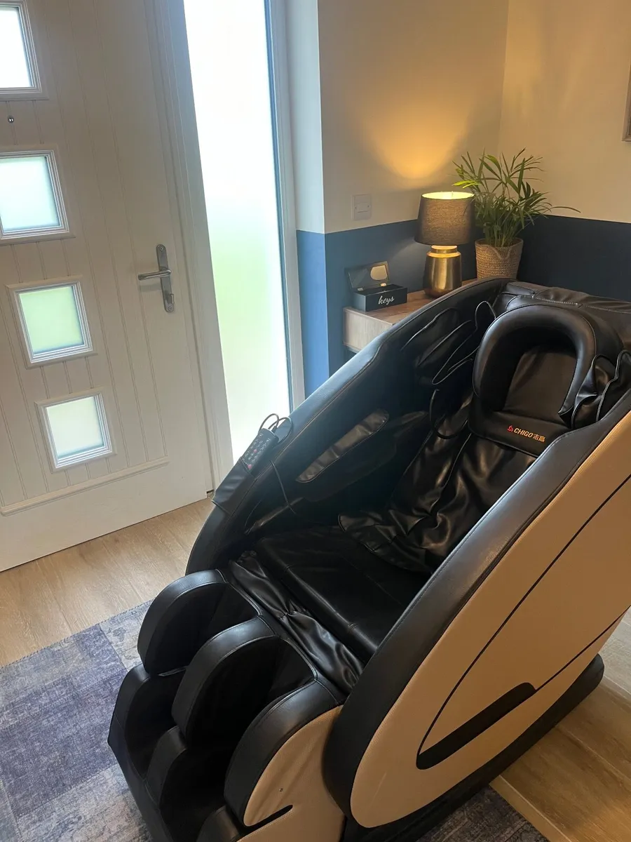 Massage Chair - Image 3