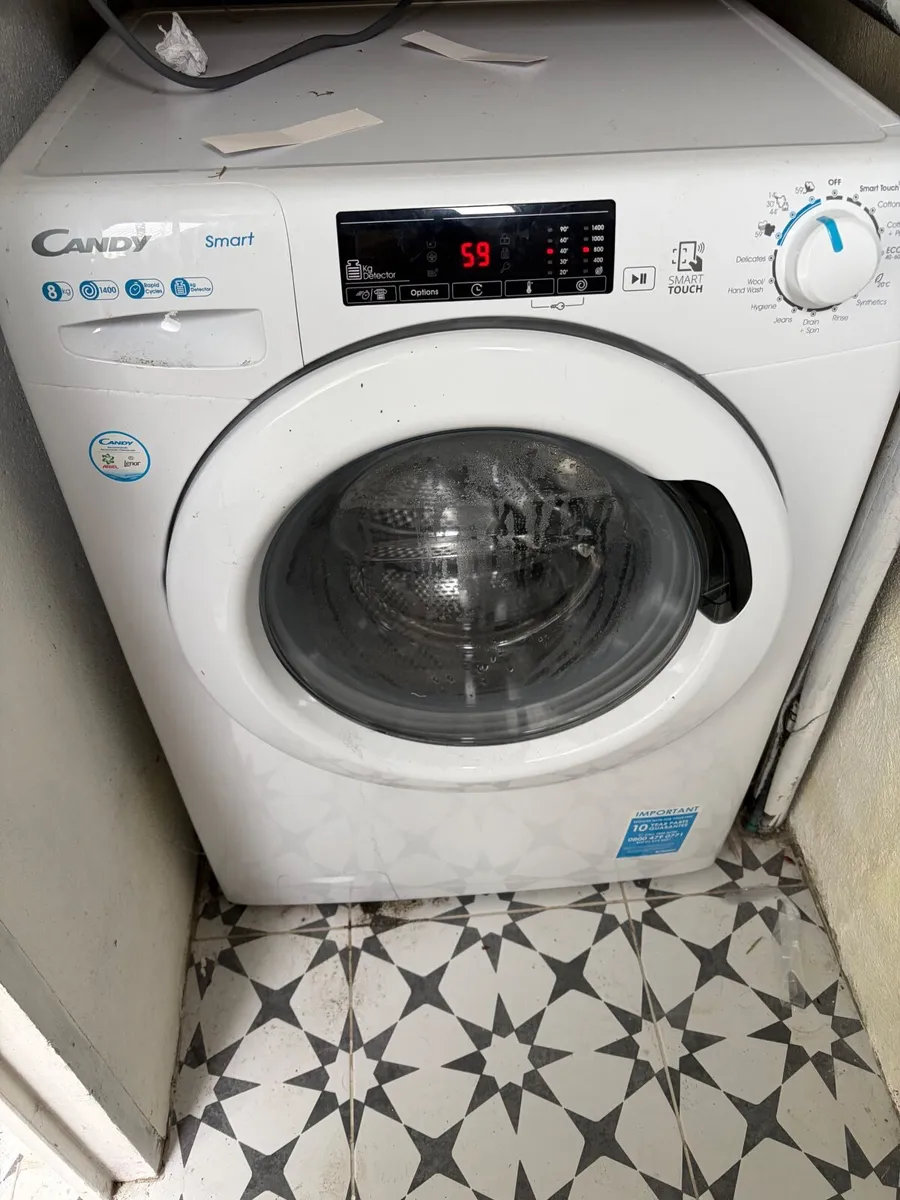 Washing machine - Image 1