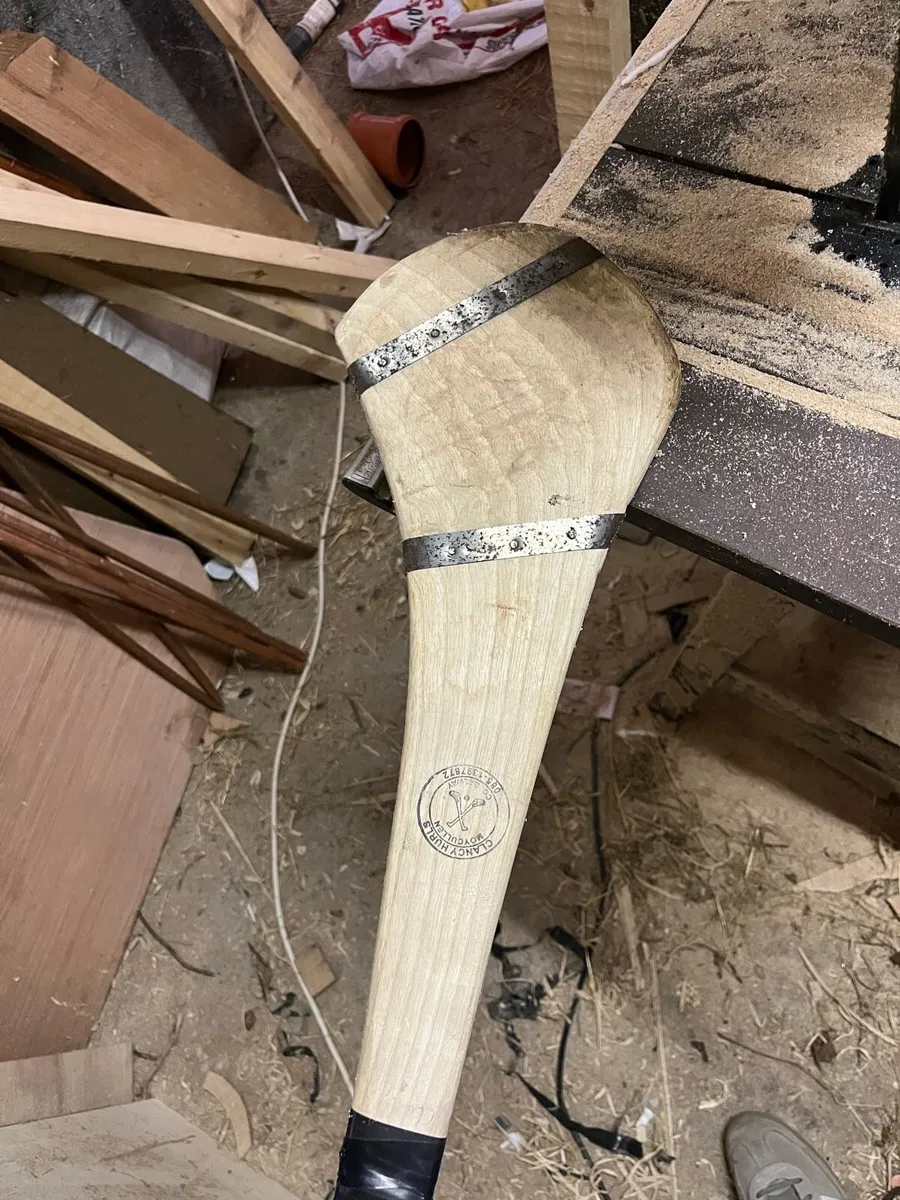 Hurleys - Image 1