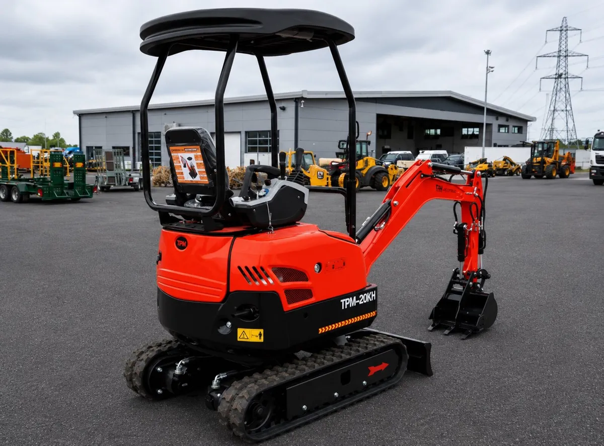 🔥🔥New TPM 2.0 Tonne Mini Digger Ready For Work - Image 2