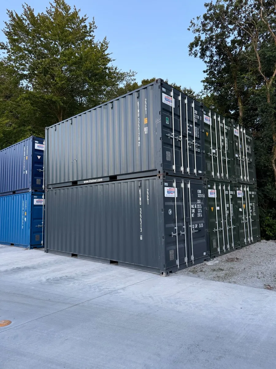 Storage containers - Image 1