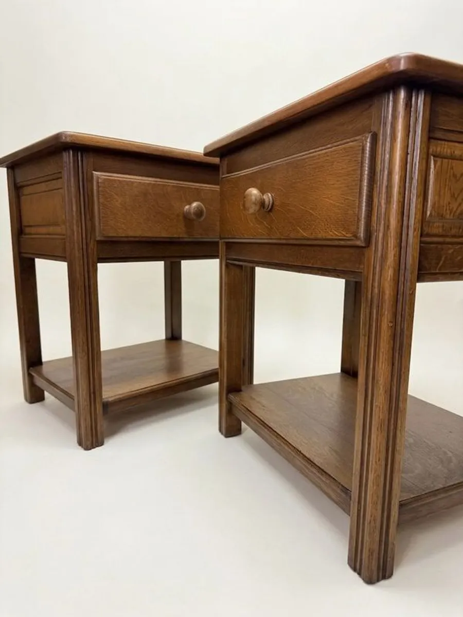 Pair of Vintage Solid Oak Country-Style Nightstands - Image 2