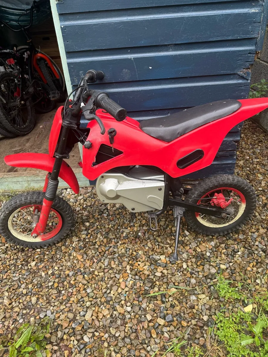 Electric motorcycle - Image 2