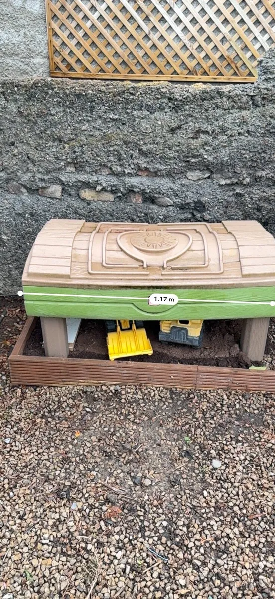 Kids Sandpit - Image 4