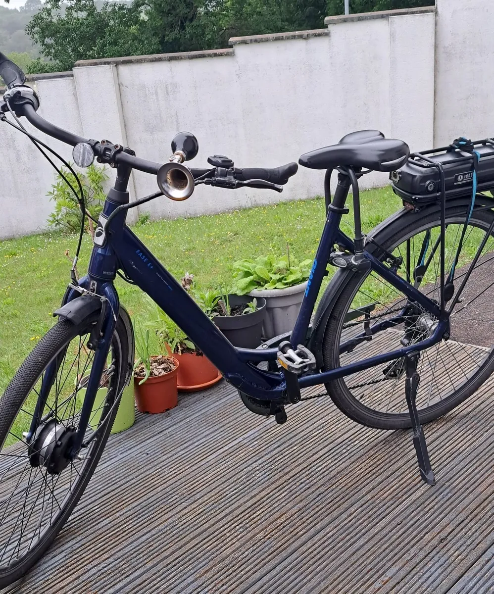 Giant Ease + Hybrid Electric Bike (2021) - Image 2