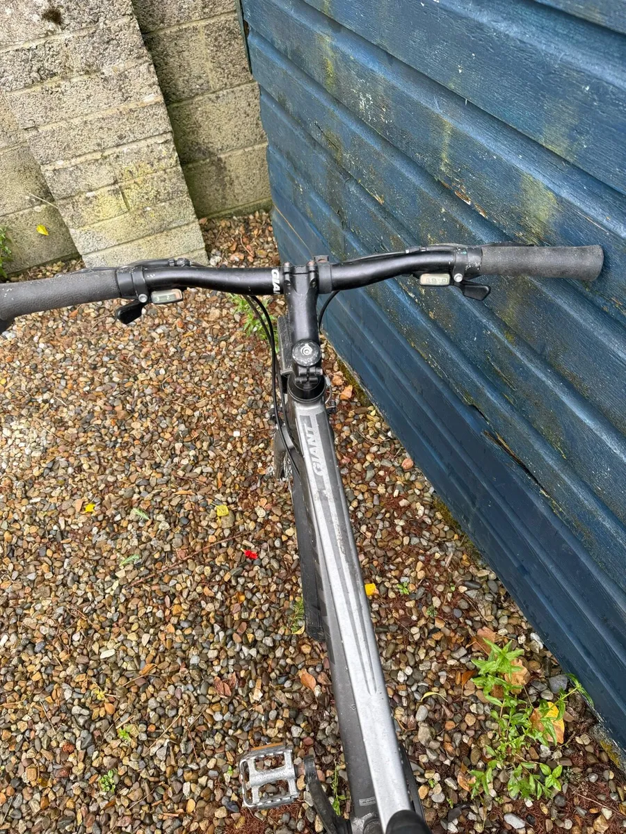 Bike Giant Escape - Image 2