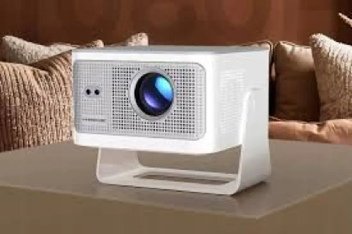 Portable projector - Image 1