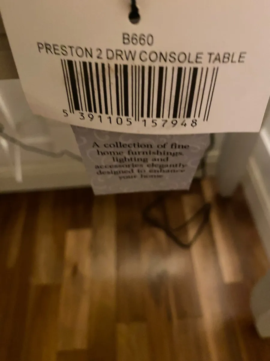 Console table - Image 1
