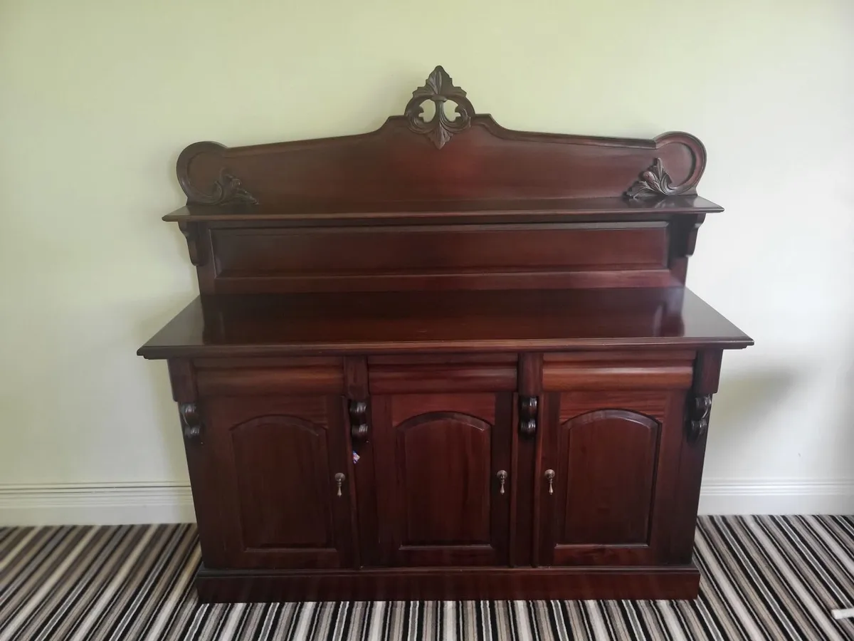 Large dresser - Image 2