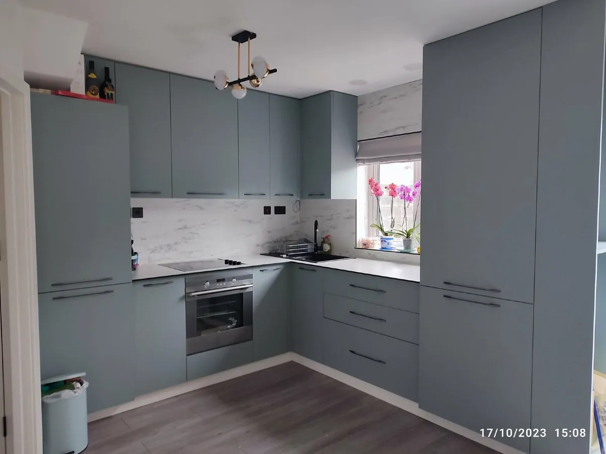 Kitchen - Image 4