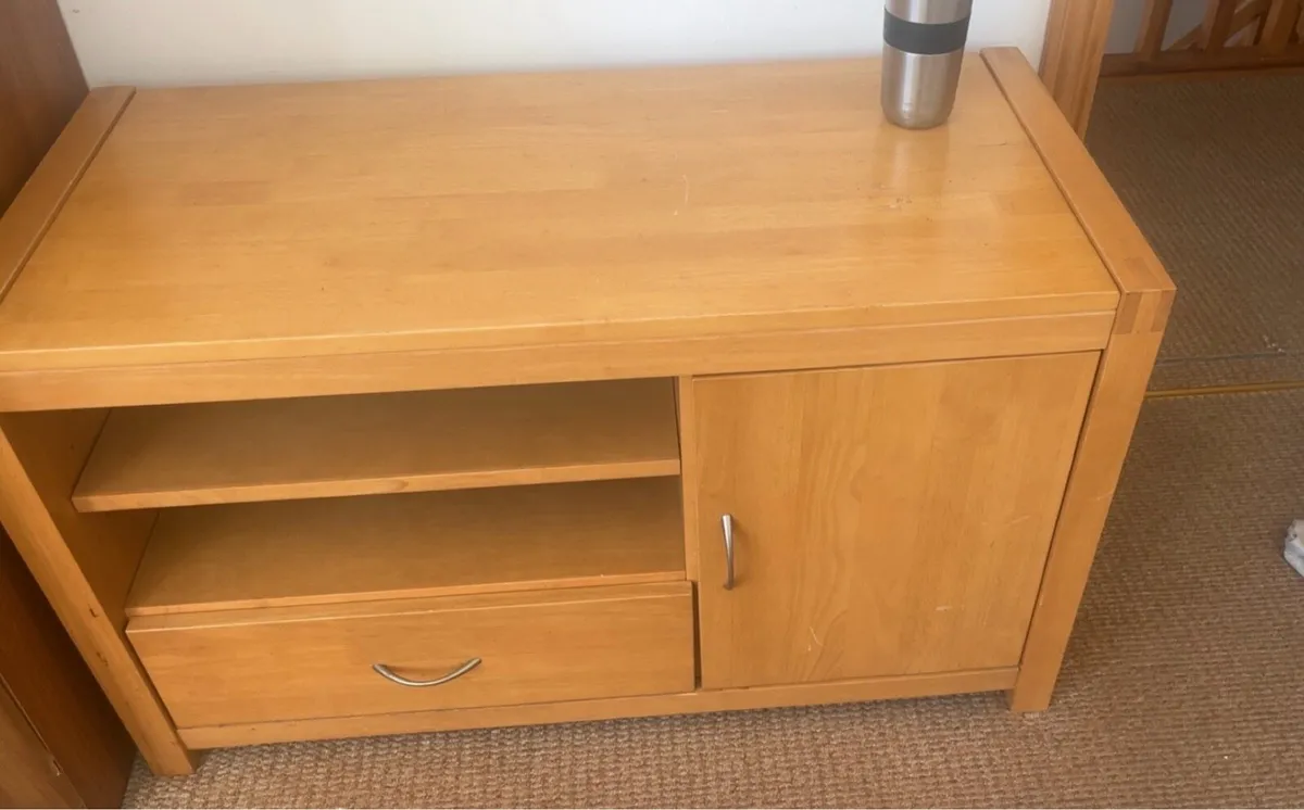 Tv unit