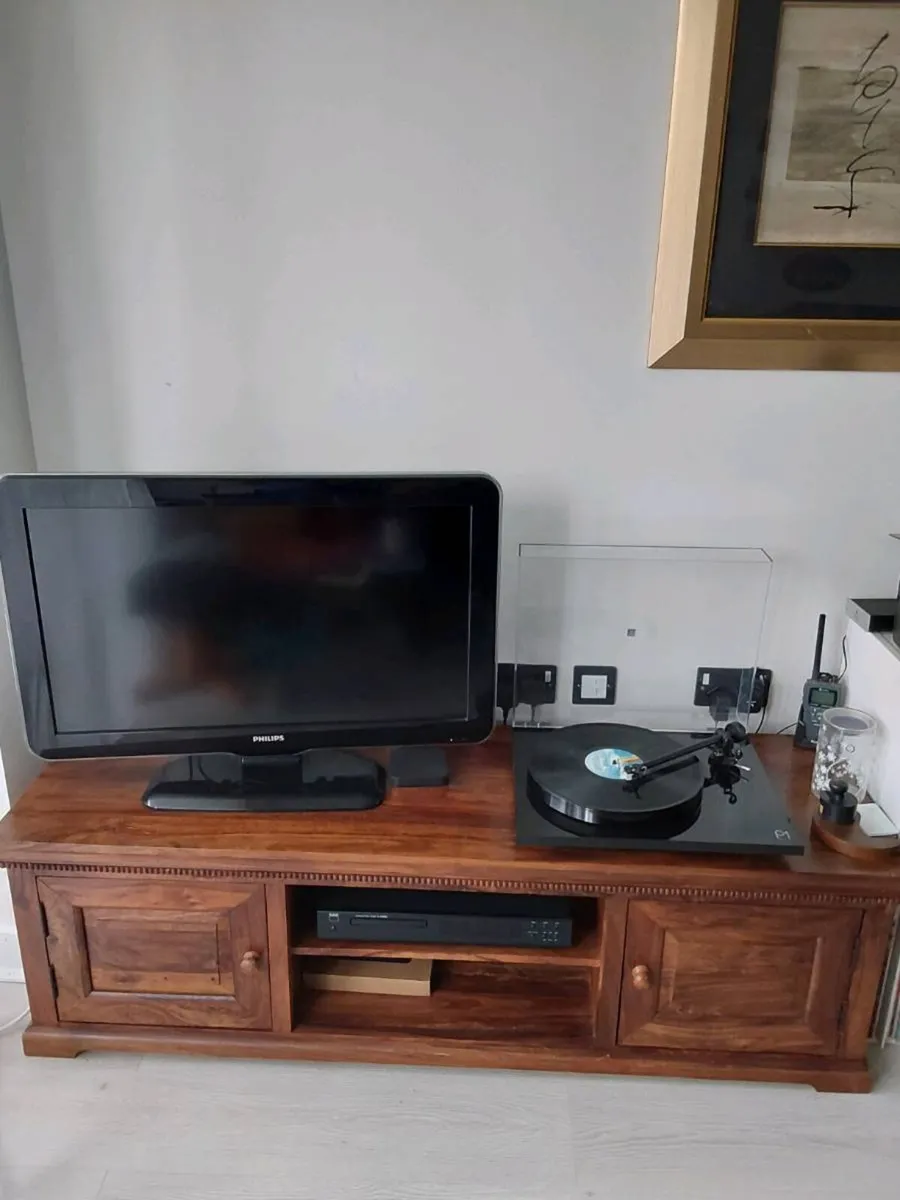 Sideboard - Image 2