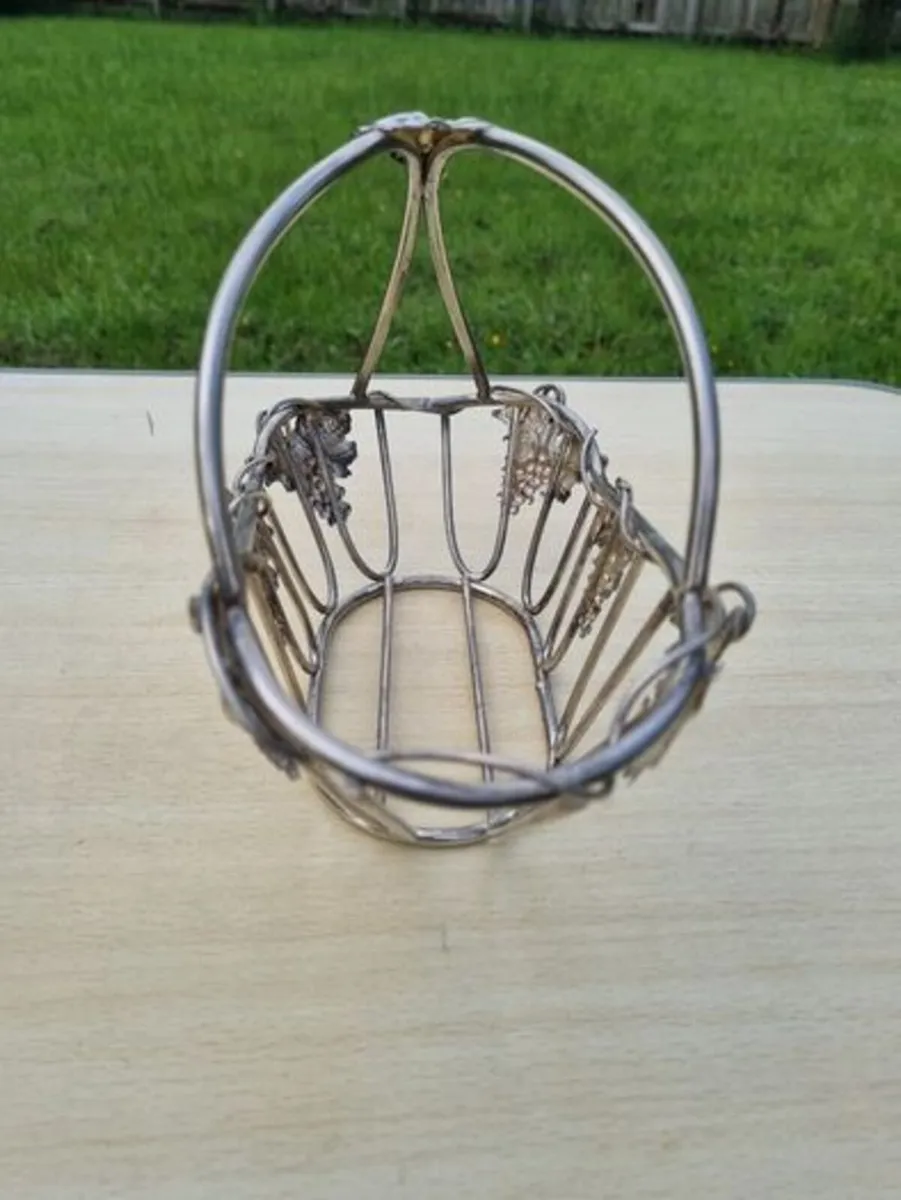 Silver-plated wine basket by Silea - Image 2