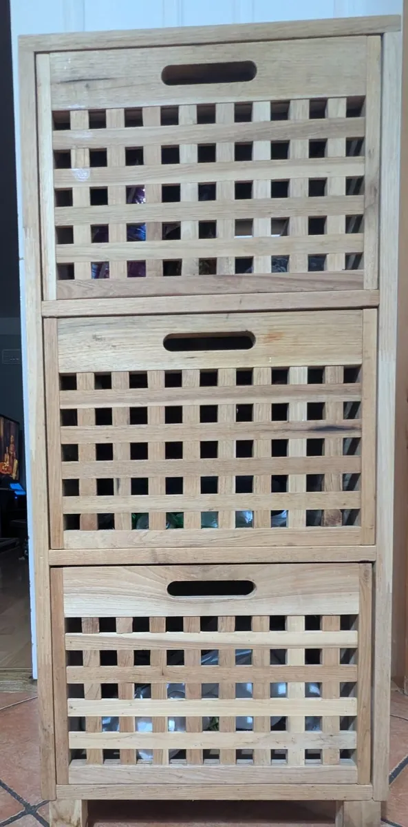 Chest of 3 drawers - Image 1