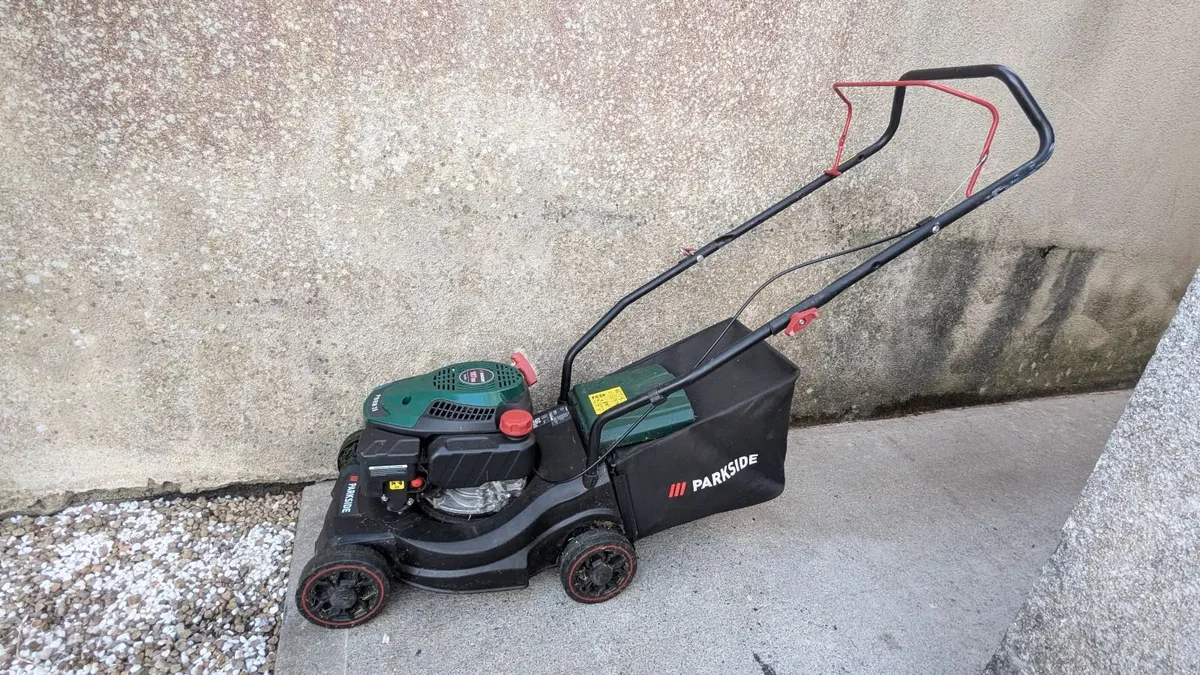 Lawnmower Parkside - petrol - Image 1