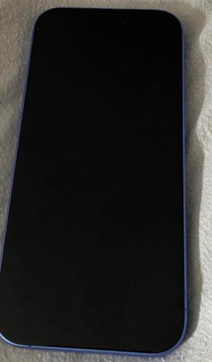 iPhone 16 - Image 2