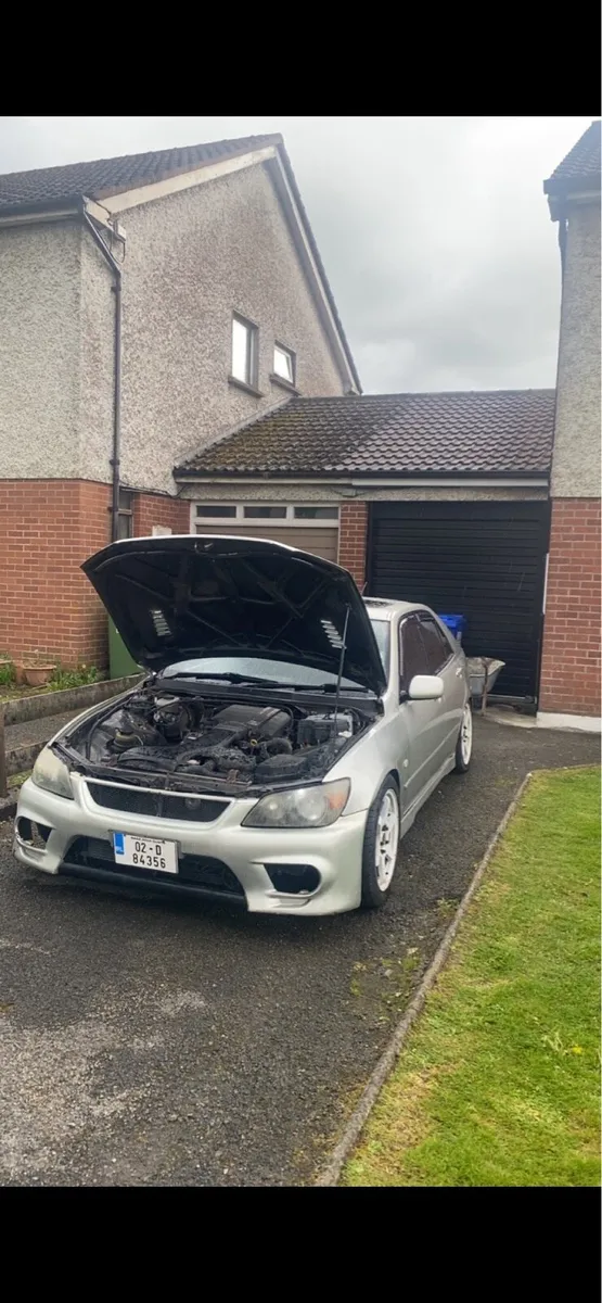 Lexus is200 is 200 - Image 1