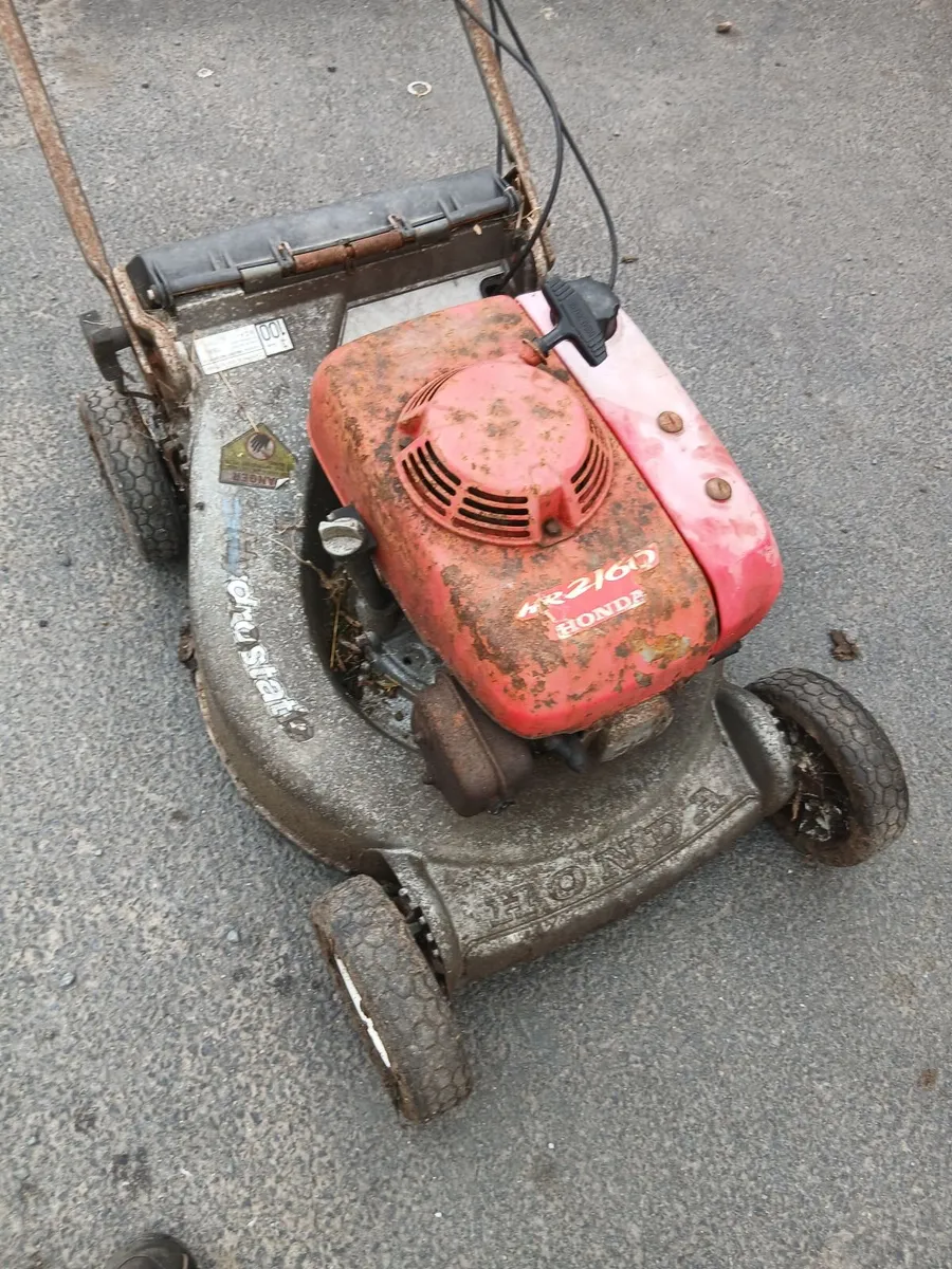 Honda HR2160self-drive lawnmow read add - Image 3