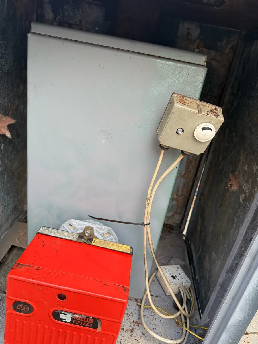 Oil boiler - Image 3
