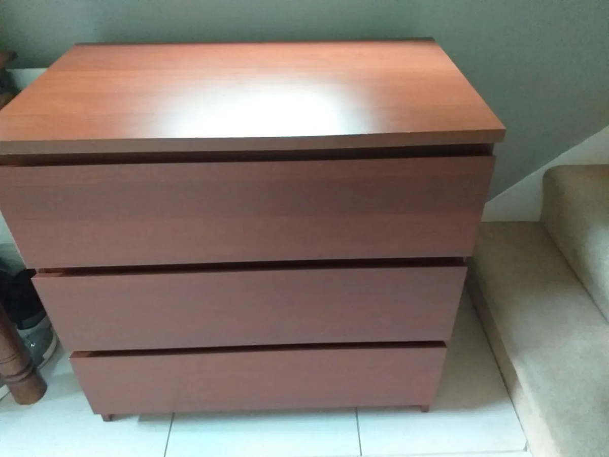chest of drawers - Image 2