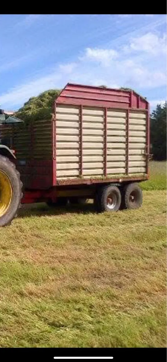 Johnston silage trailer - Image 1