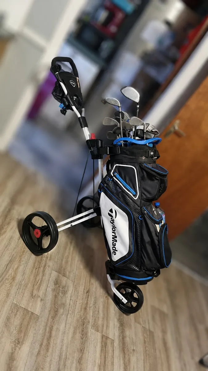 Left Hand Golf Set - Image 1