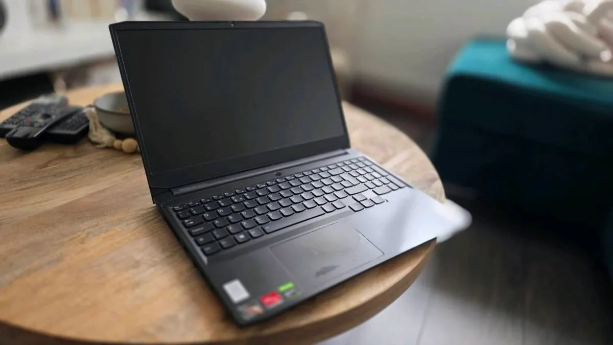 Lenovi ideapad gaming 3 - Image 1