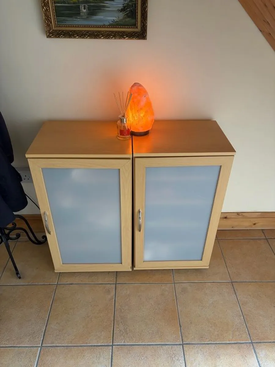 shoe cabinets - Image 1