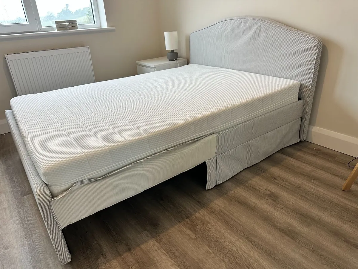 Bed & mattress - Image 1