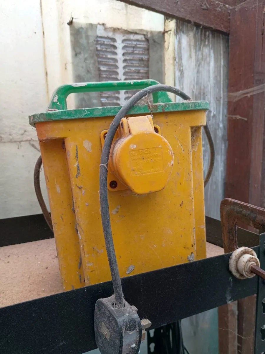 110 electric junction box