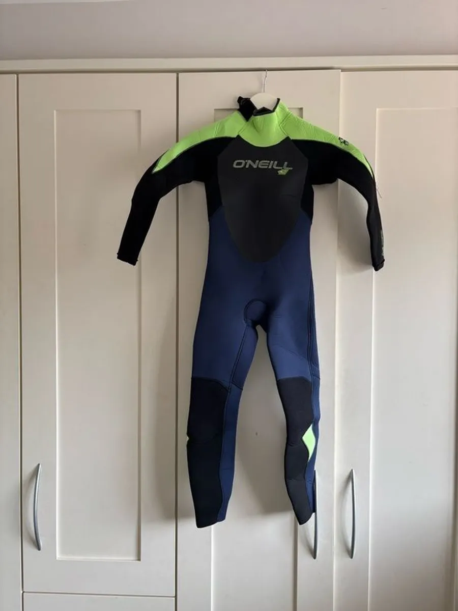 O Neills Kids Wetsuit - Image 1