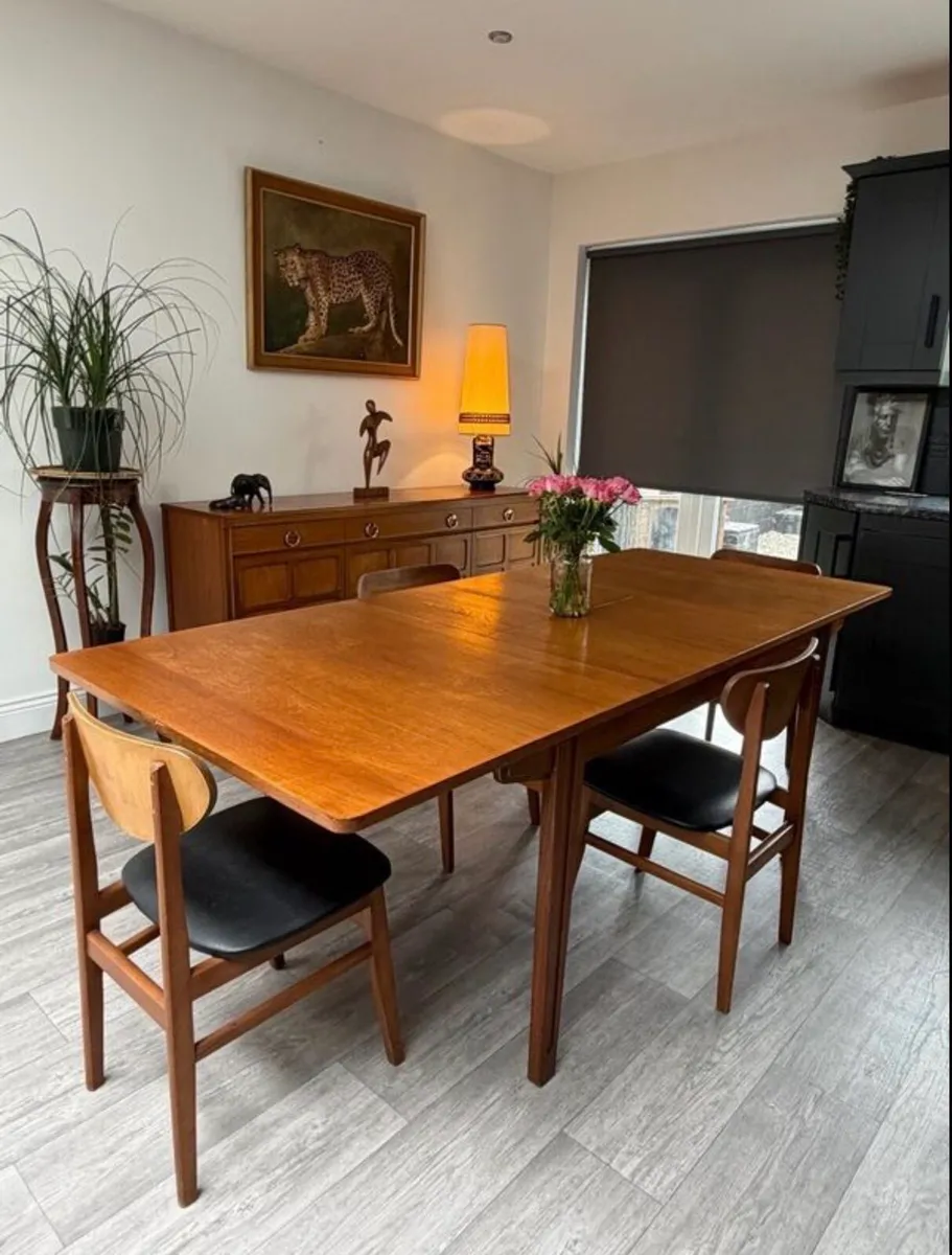 Mid Century Extendable Dining Table - Image 4