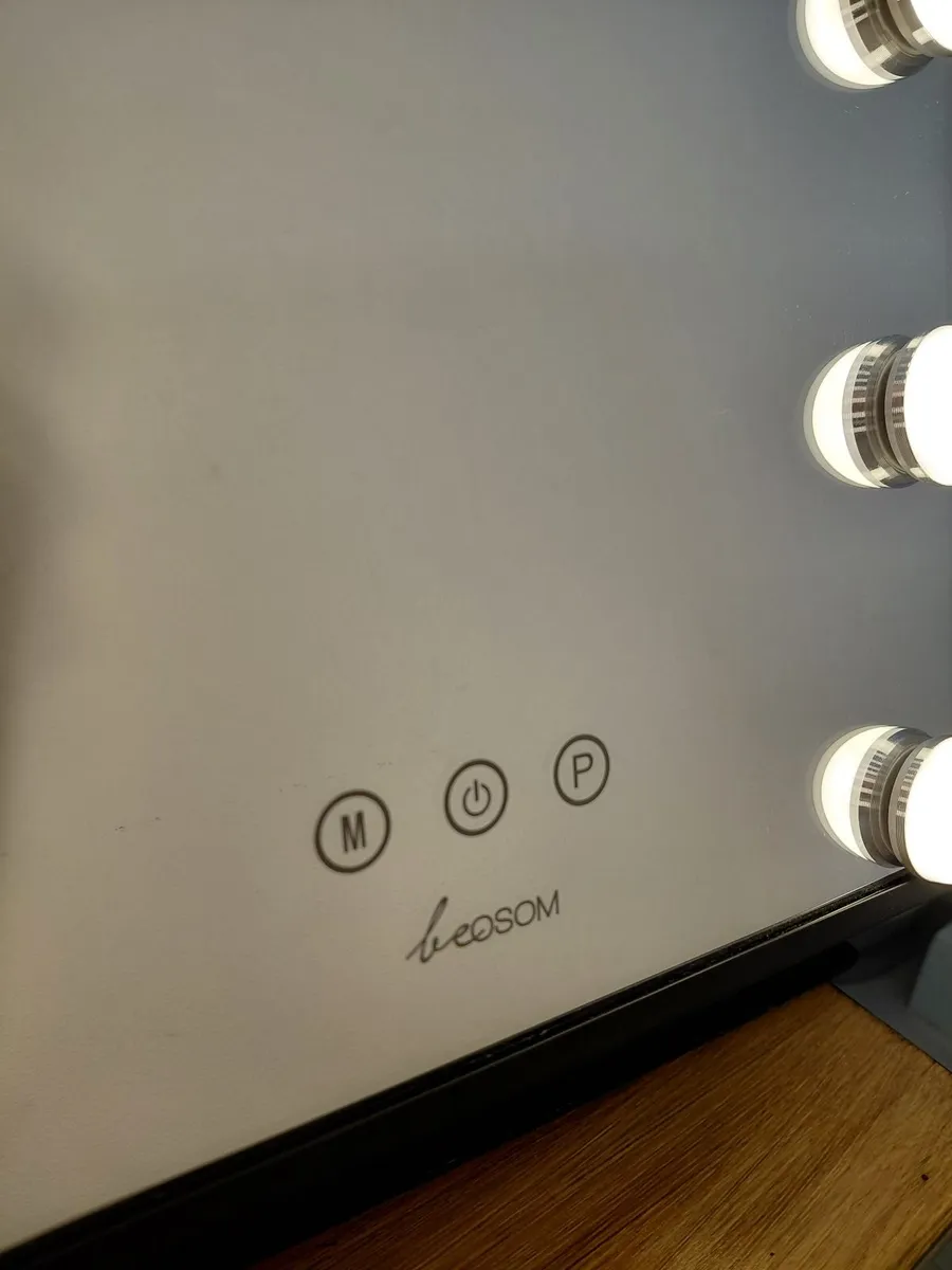 Makeup mirror - Image 4